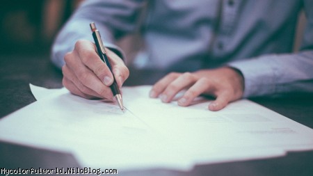 برملا شدن شخصیت با امضا